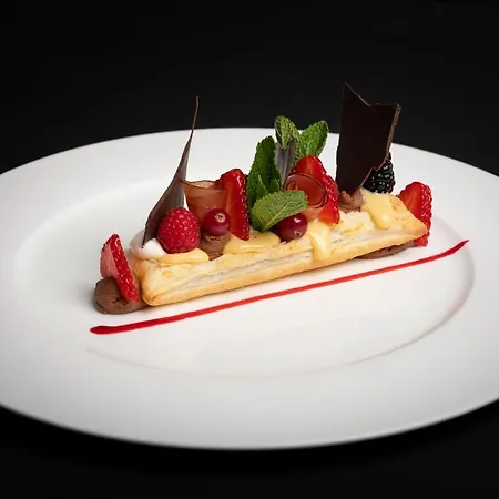 Crusch Alba ホテル 3*