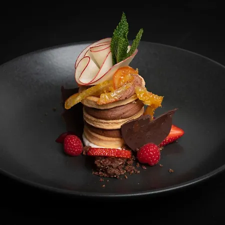 호텔 Crusch Alba 3*