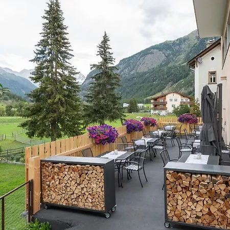 Crusch Alba Hotel