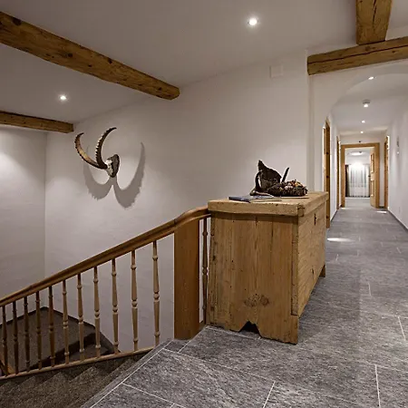 Hotel Crusch Alba 3*