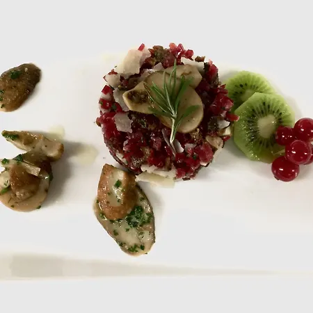 Crusch Alba ホテル ルェルネツ