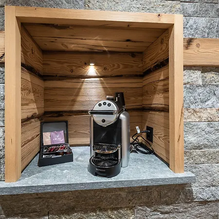 Crusch Alba ホテル ルェルネツ