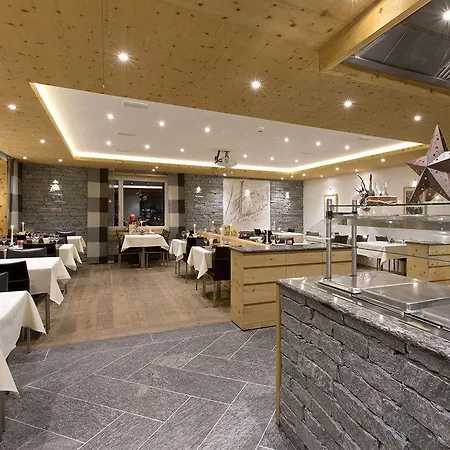 Crusch Alba Hotel 3*