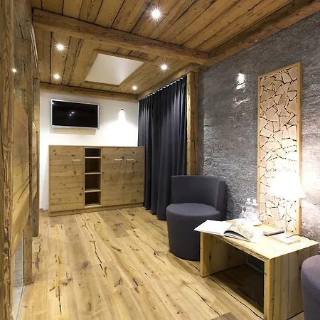 Crusch Alba Hotel
