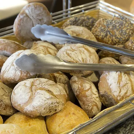 Crusch Alba Szálloda 3*